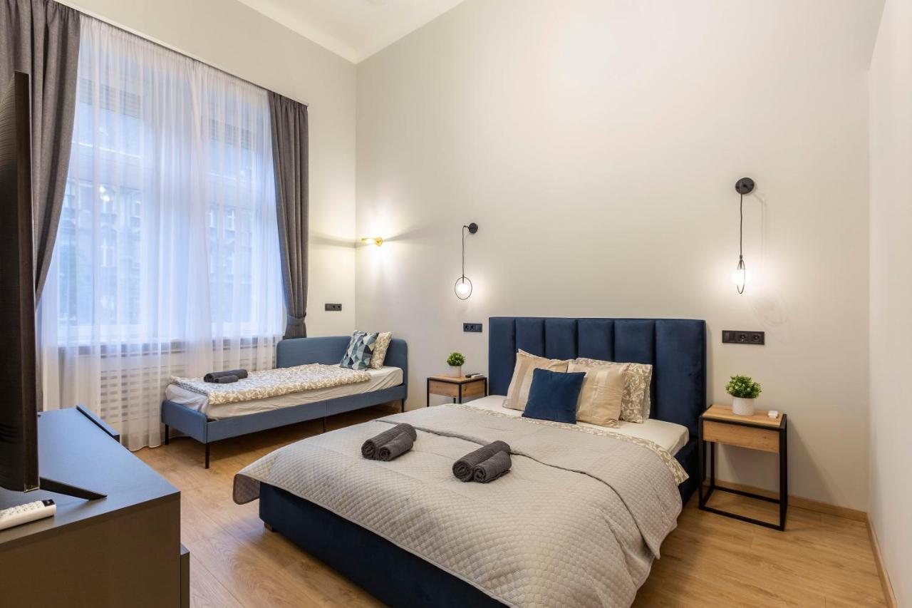 Exclusive New York Residence In The Heart Of Budapest Exterior foto