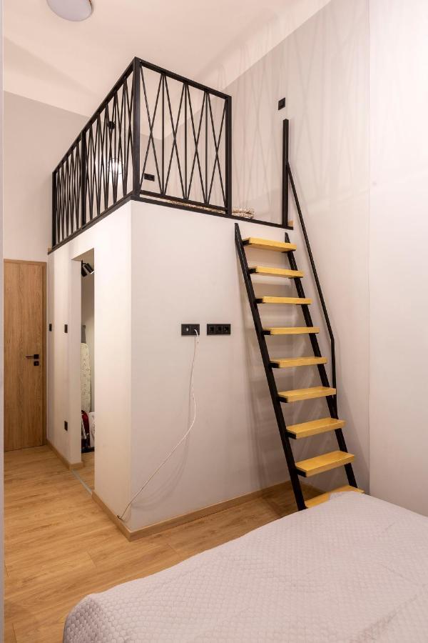 Exclusive New York Residence In The Heart Of Budapest Exterior foto