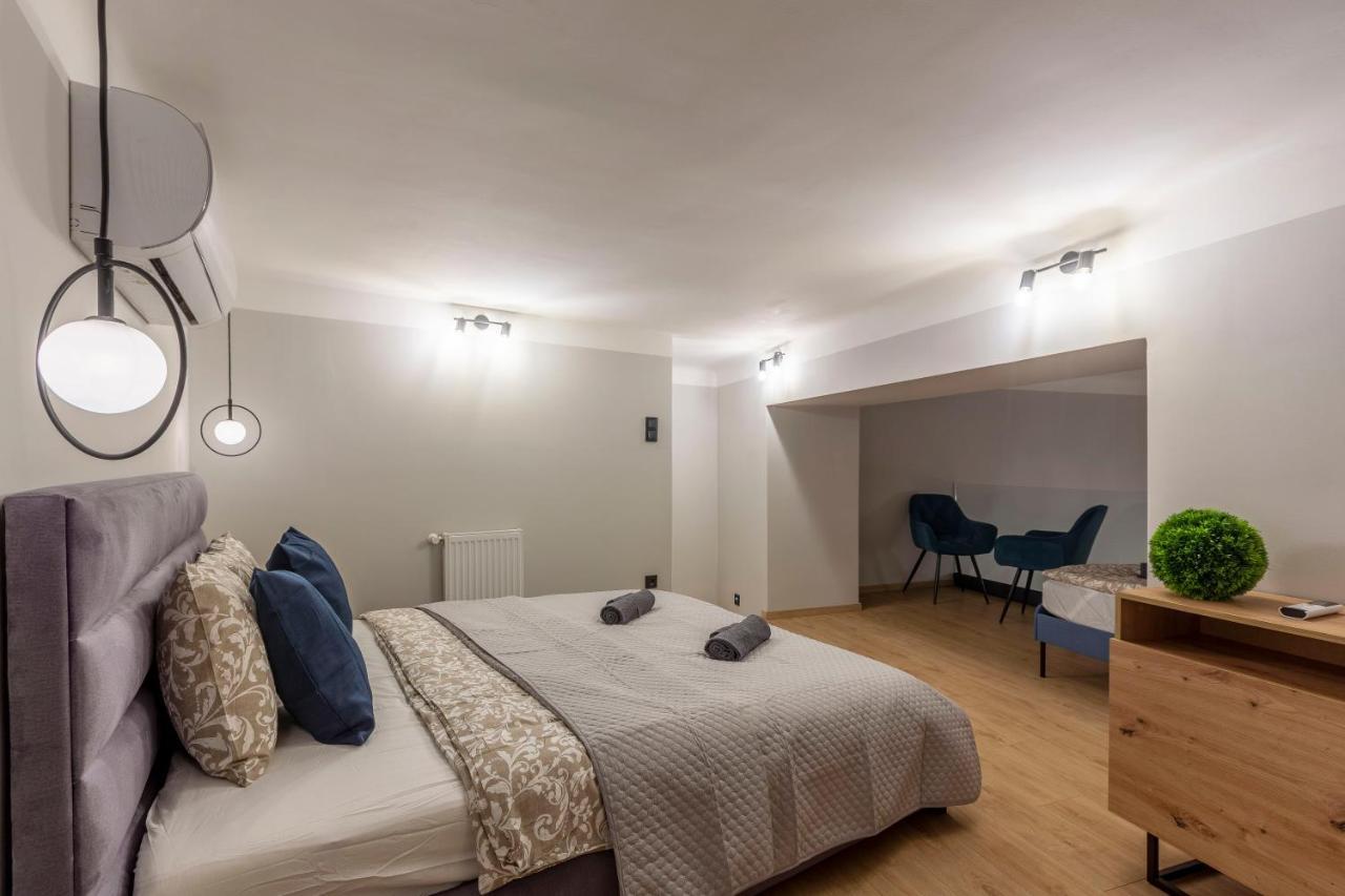 Exclusive New York Residence In The Heart Of Budapest Exterior foto